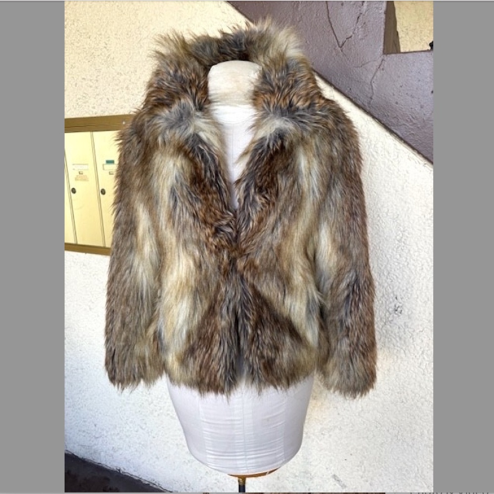 $495 ZADIG & VOLTAIRE Fame Faux Fur  Short Jacket NWOT/sz S - Picture 4 of 16
